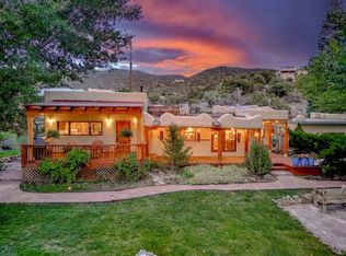 504 Piedmont, Taos, NM 87571