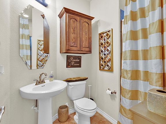 5th image of 1410 Judy Ln