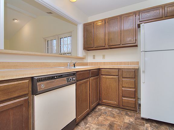 5th image of 9030 Nolley Ct #41