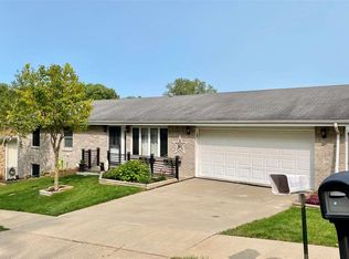 3168 Killarney Ct, Dubuque, IA 52001