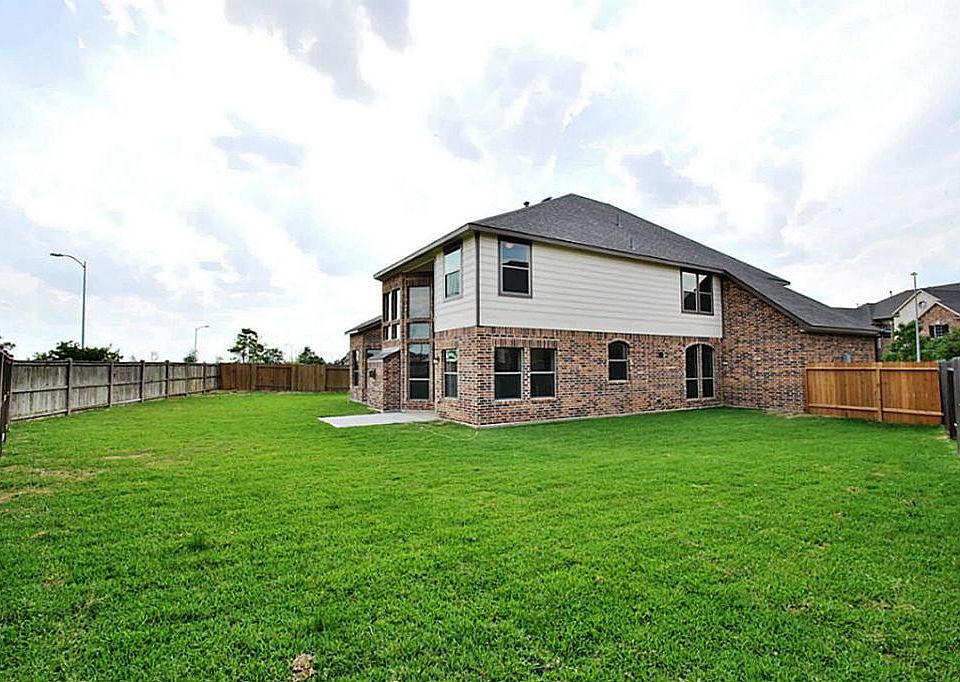 2nd image of 26703 Whitetail Springs Ct