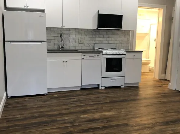 148 E King St APT 1, Malvern, PA 19355
