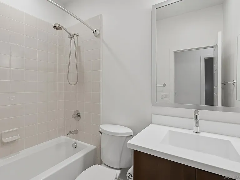 2440 Aperture Cir — Photo 21
