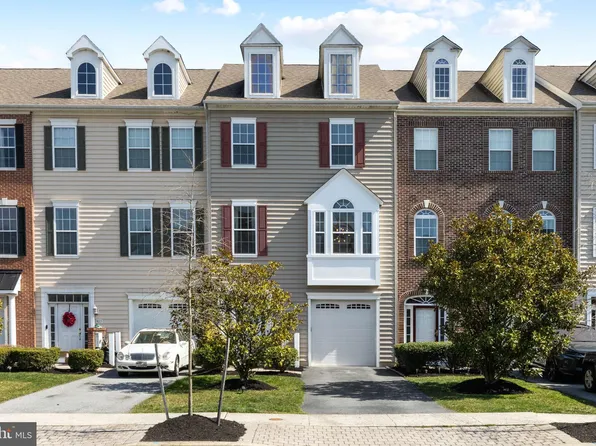 805 Hubbel Ave, Bear, DE 19701