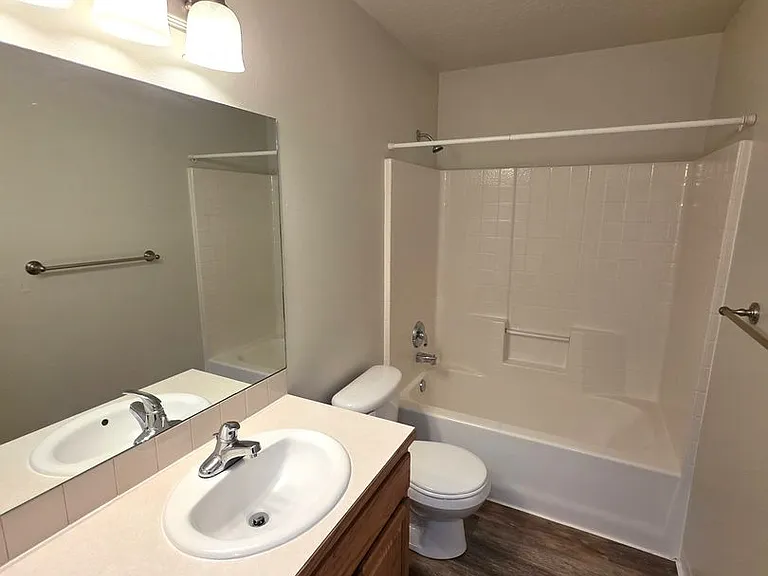 2940 Matt Dr — Photo 10