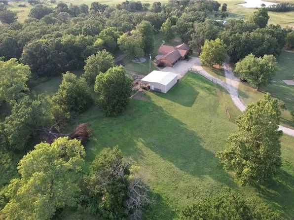 134 County Road 3996, Pawhuska, OK 74056