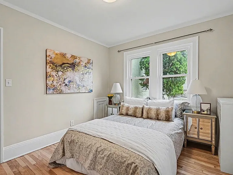 1550 Hague Ave #1 — Photo 12