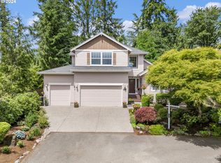 8747 NW Kearney St, Portland, OR 97229