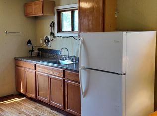 200 Cottage Ln, Cresco, PA 18326