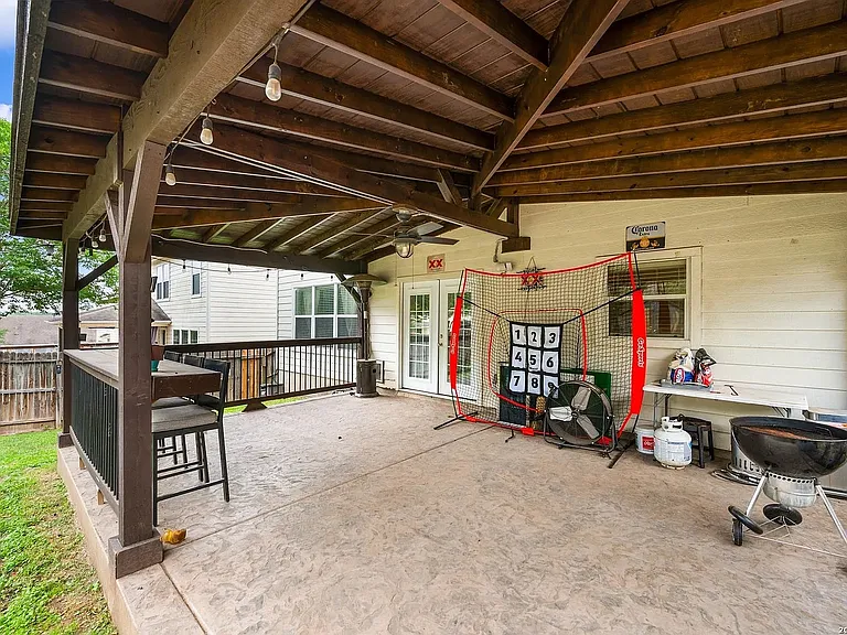 3911 Valencia Peak — Photo 24
