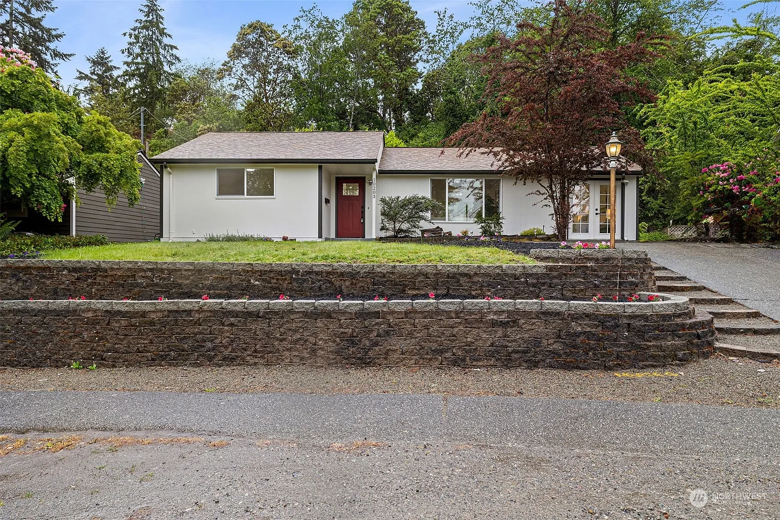 10203 31st Ave SW photo 1