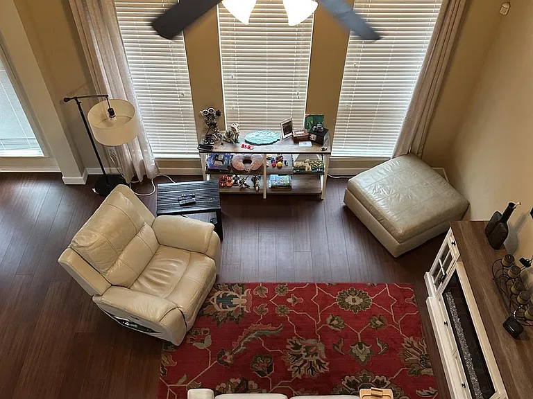 9322 Meadow Ford Ct — Photo 8