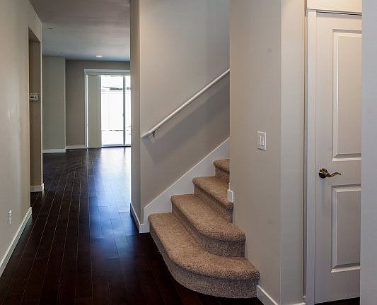 5th image of 34708 Merritt (Lot 5) SE