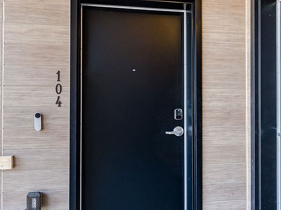 3rd image of 119 Town Line Rd E #F101