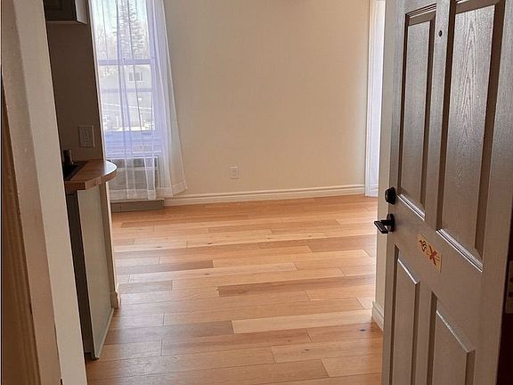 5th image of 172 Main St #303