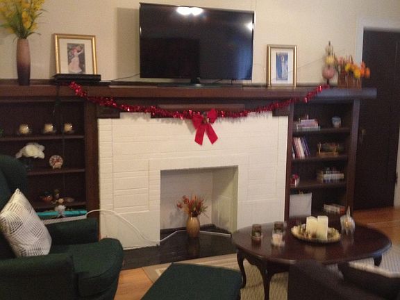 3rd image of 328 Washington Blvd APT 1C