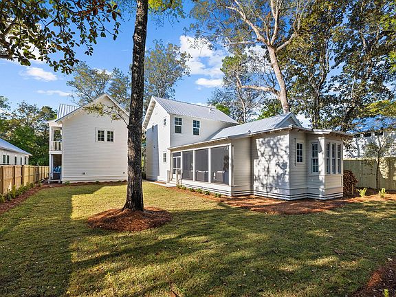 5th image of 276 Little Canal Dr