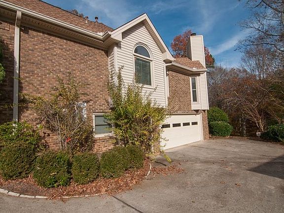 2nd image of 6651 Lake Run Dr