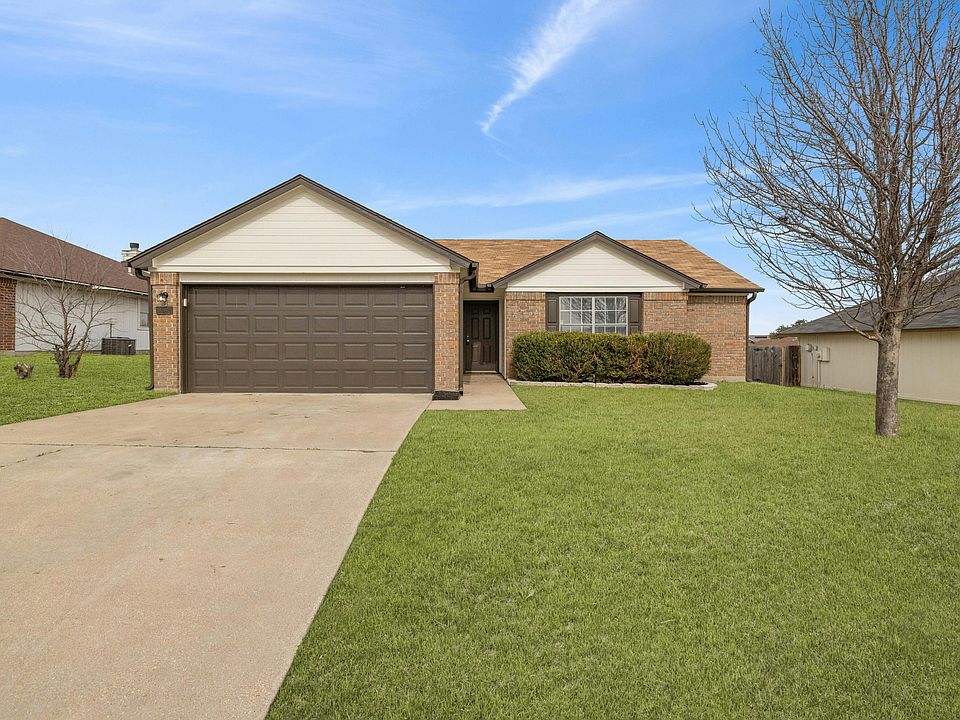 1st image of 5007 Parkwood Dr