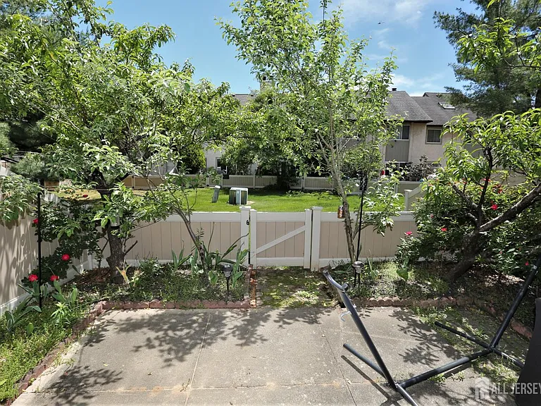 94 Tennyson Dr #94 — Photo 19