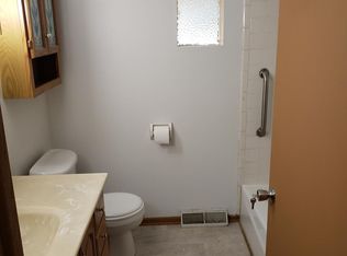 199 W Uncas Ave, Milwaukee, WI 53207