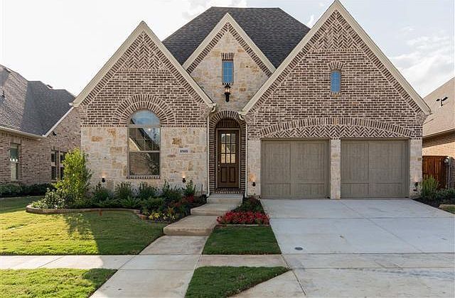 1st image of 8908 Honeysuckle Dr