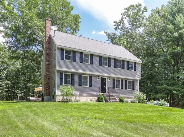 716 Forest St, North Andover, MA 01845