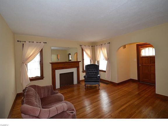 2nd image of 428 Alexander Ave