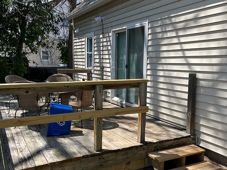1631 W Wisconsin Ave — Photo 14