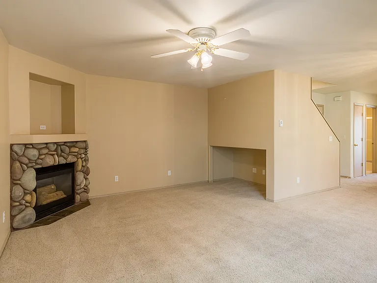 1615 Newport Ave #2 — Photo 6