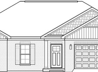 107 Edgewood Trl, Headland, AL 36345