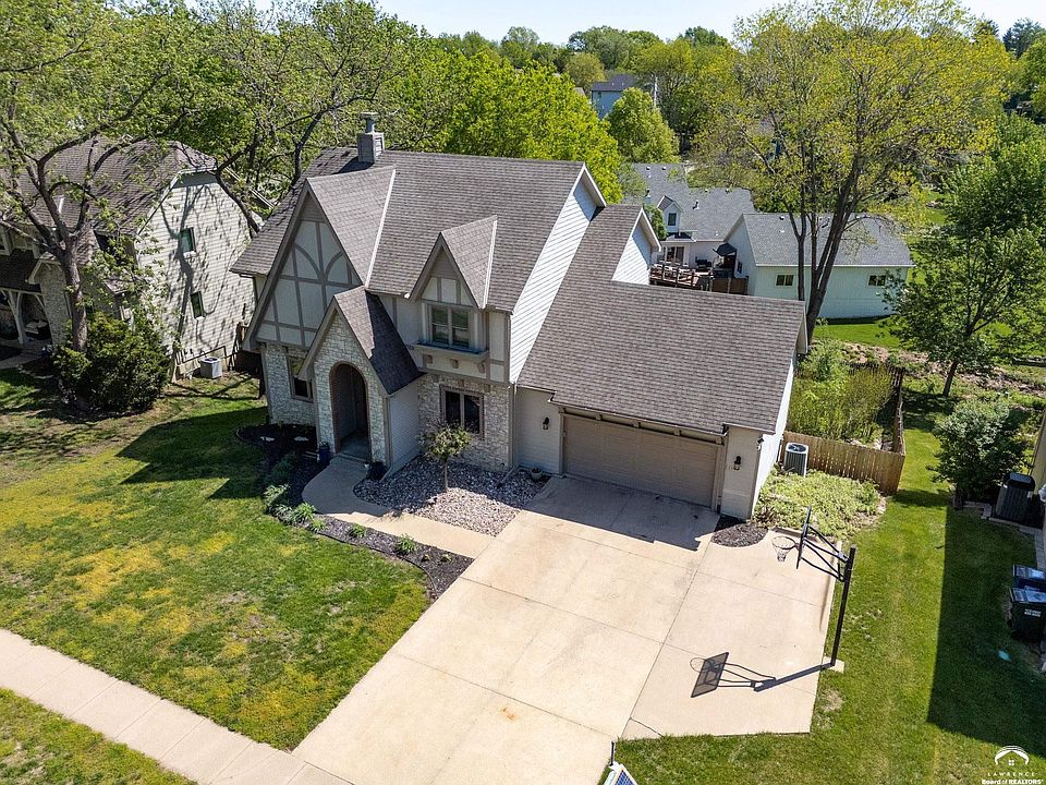 1st image of 1116 Oak Tree Dr