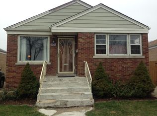 2938 N Kenosha Ave, Chicago, IL 60641