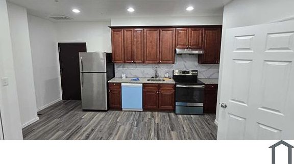 5th image of 217 N Camac St #203D