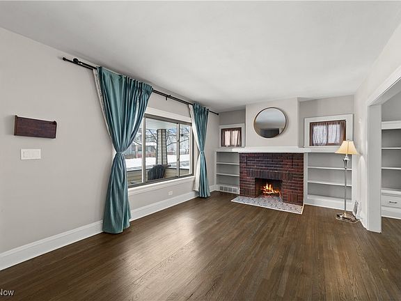 4th image of 9520 Park Heights Ave
