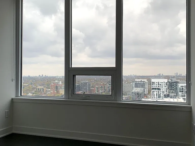 19 Bathurst St #3105 — Photo 2