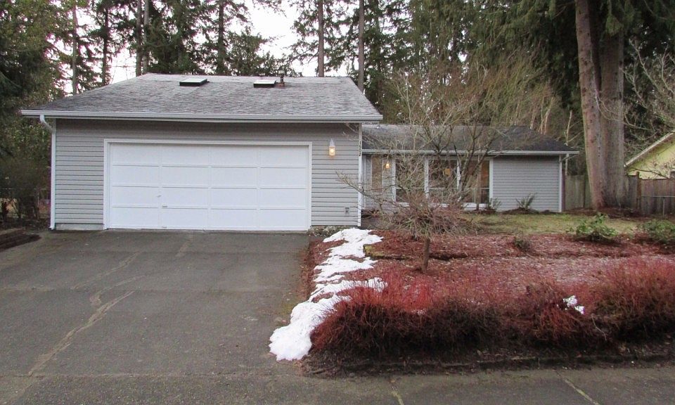 1st image of 1502 24th Ave SE