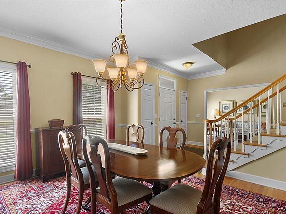 5th image of 8716 Waverly Dr