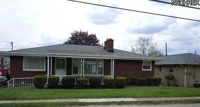 1st image of 183 W Walnut St