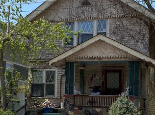 504 N McLean St, Bloomington, IL