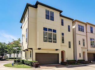 9620 Pemberton Crescent Dr, Houston, TX 77025