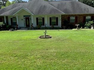 17 Point View Dr, Carriere, MS 39426