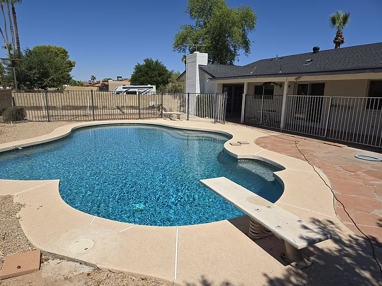 4301 E Hearn Rd — Photo 11