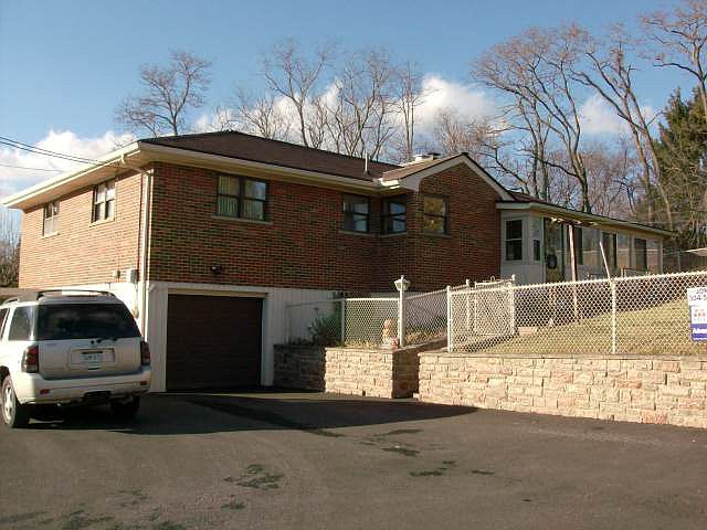 1st image of 205 McNabb Ave