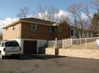 205 McNabb Ave, Beckley, WV 25801