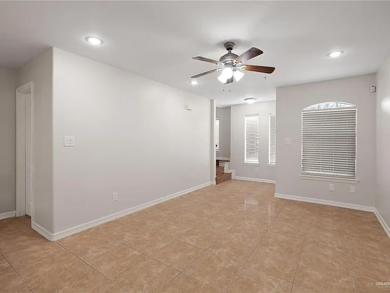 115 S 48th Ln #2 — Photo 7