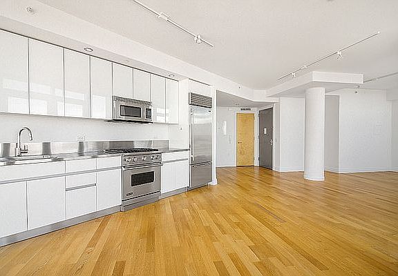 3rd image of 554 54th St #23S