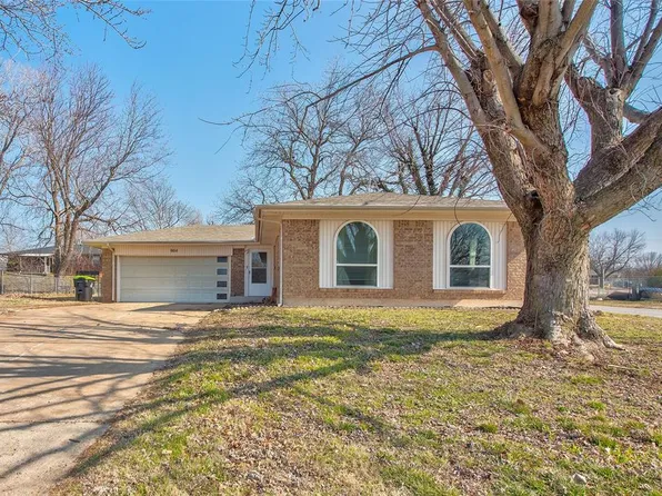 904 N 9th Ave, Purcell, OK 73080