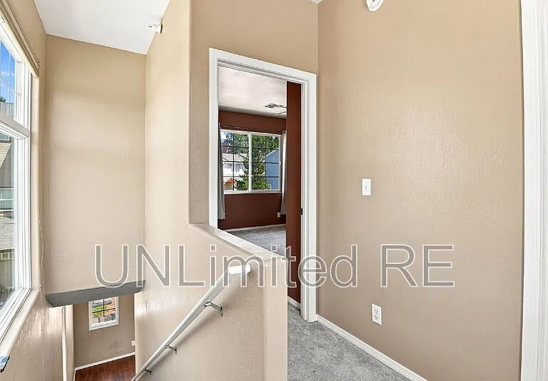 2455 W Silverton Dr — Photo 8