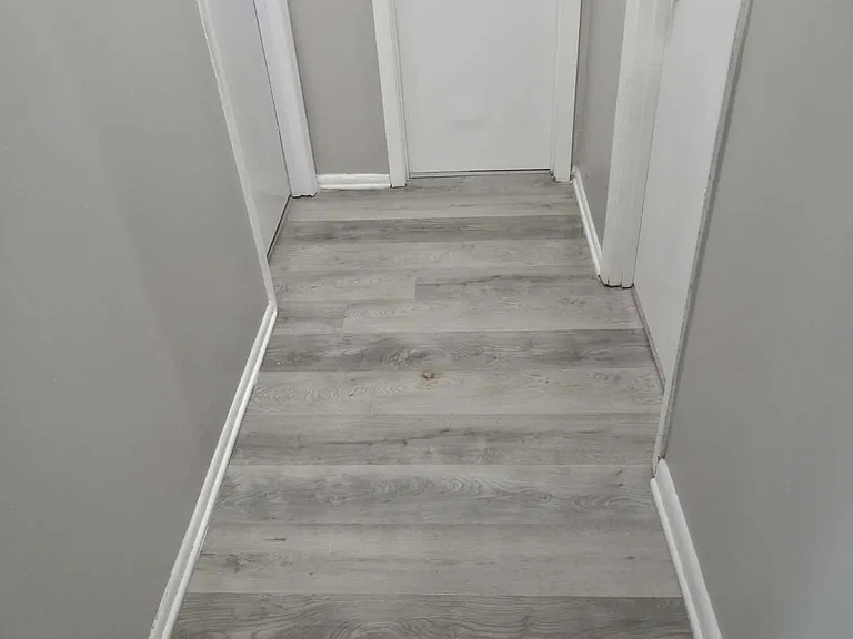 Baytree Manor Apartments — Photo 2